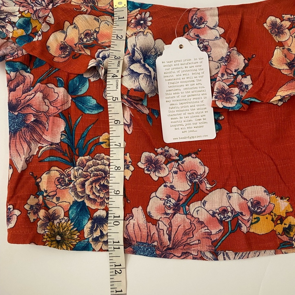 NWT Band if Gypsies Camellia Crop Top Floral Rust Size Large - Picture 5 of 7
